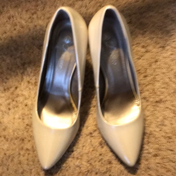 Forever 21 Shoes - Forever 4 inches Champagne Taupe Patent Leather Heels